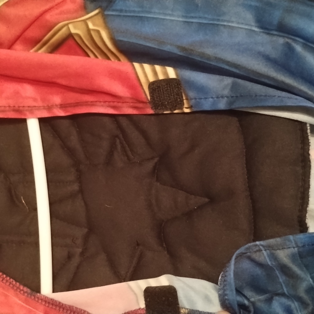 Captain Marvel costume - Picture 13 of 17